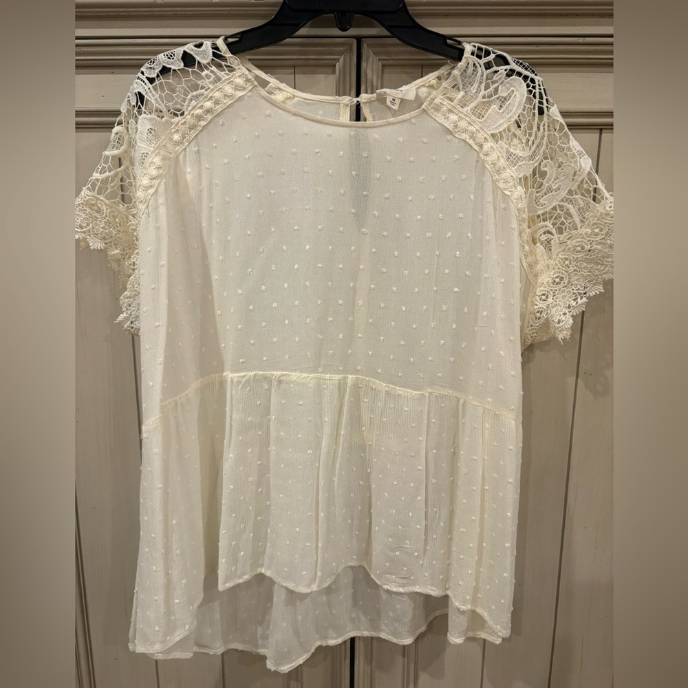 1.4.3. Story by Line Up Cream Lace Blouse